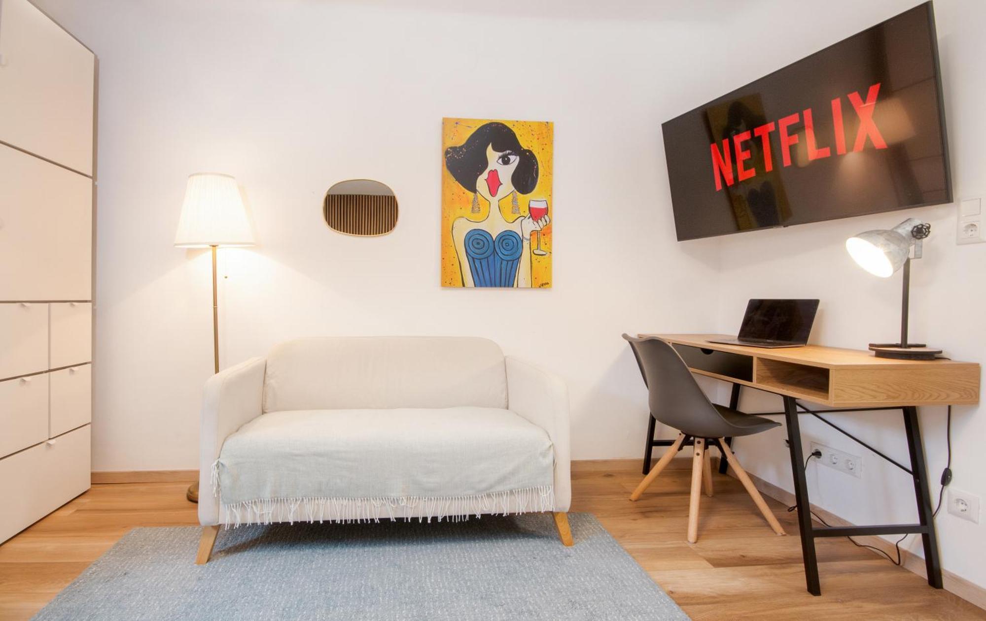 Lendkanal - City - Netflix - Waschmaschine - Kaffeevollautomat - 8 Pax - 4 Schlafzimmer クラーゲンフルト エクステリア 写真