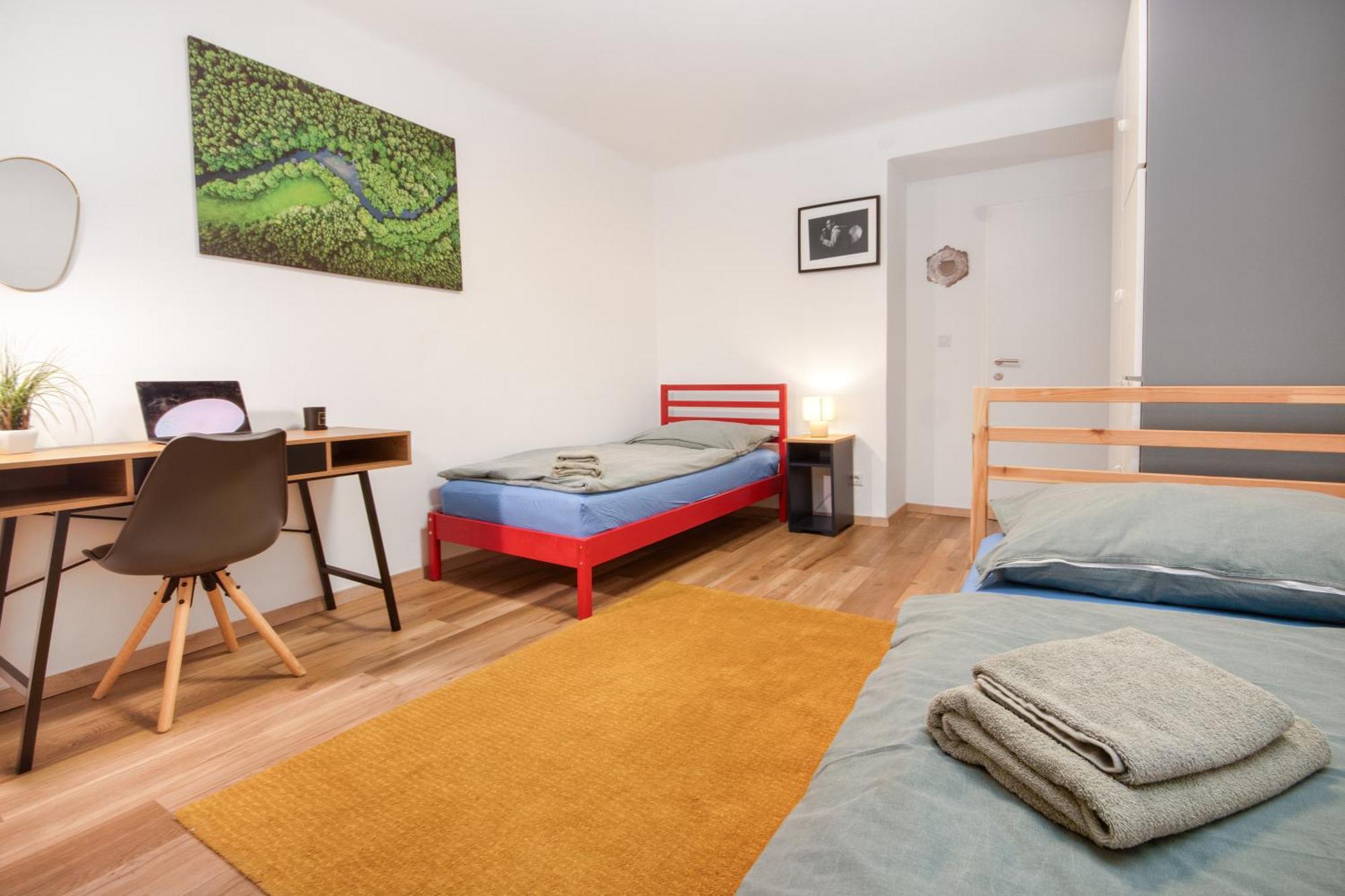 Lendkanal - City - Netflix - Waschmaschine - Kaffeevollautomat - 8 Pax - 4 Schlafzimmer クラーゲンフルト エクステリア 写真