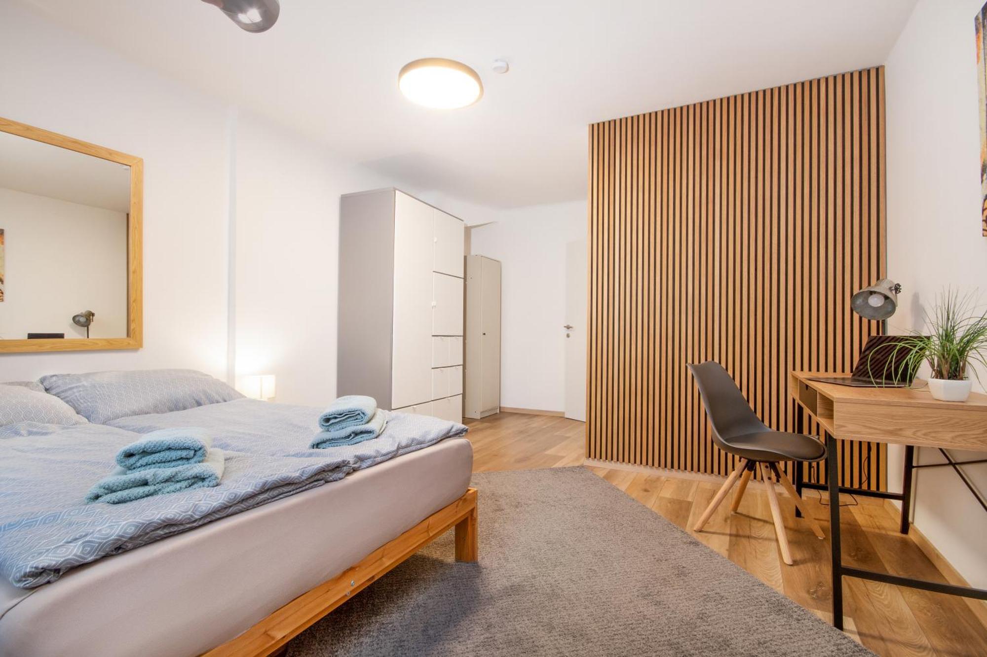 Lendkanal - City - Netflix - Waschmaschine - Kaffeevollautomat - 8 Pax - 4 Schlafzimmer クラーゲンフルト エクステリア 写真